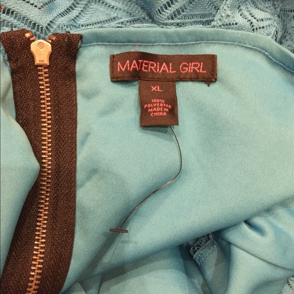 Material Girl layered Dress 🍍 - Picture 3 of 3